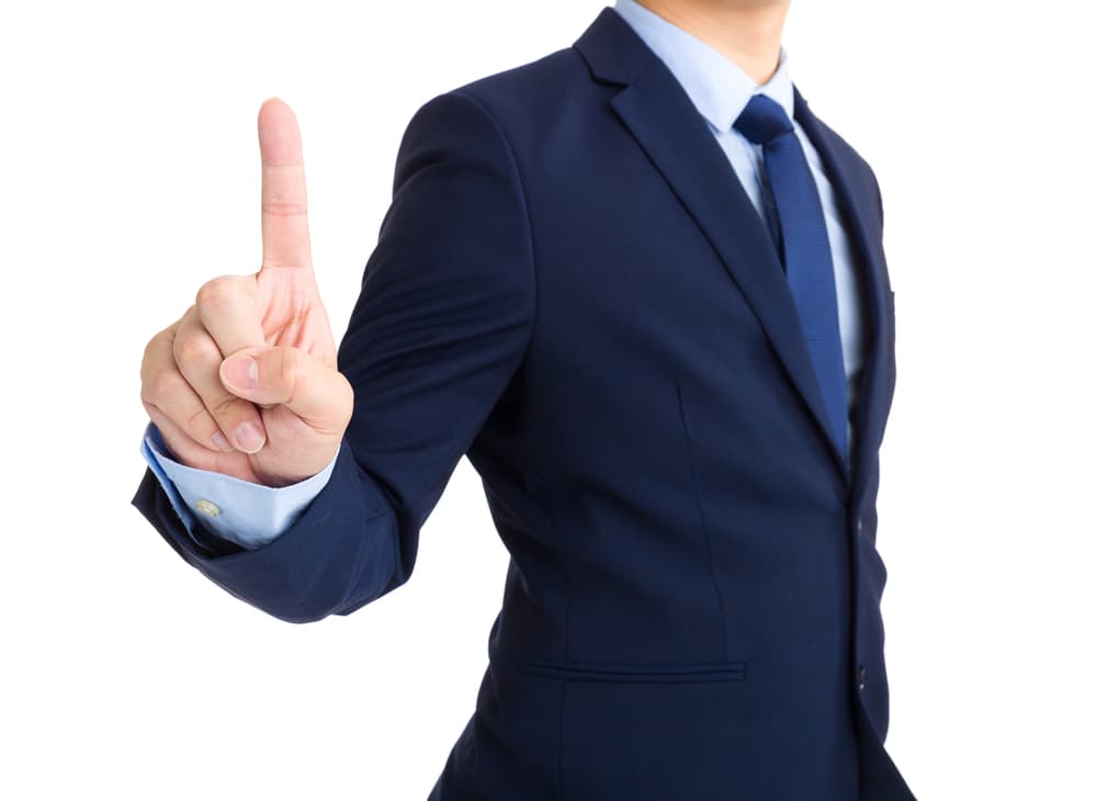 着手金詐欺には要注意